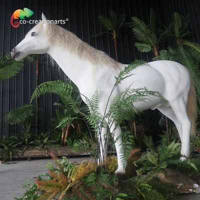 Un bon prix. Cheval Animatronic blanc simulé pour l'exposition de parc d'attractions en ligne