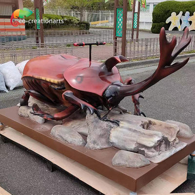 Simulation réaliste d'insectes en fibre de verre résistant aux intempéries pour la décoration de thème