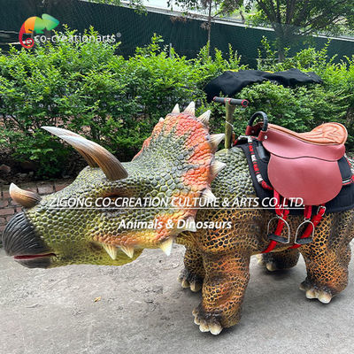 Un bon prix. Animatronique marche Tricératops marche Dinosaure équipement de terrain de jeux pour les jeunes en ligne