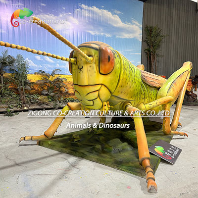 Un bon prix. Simulation d'insectes animatroniques Sauterelles pour la décoration de parcs à thème en ligne